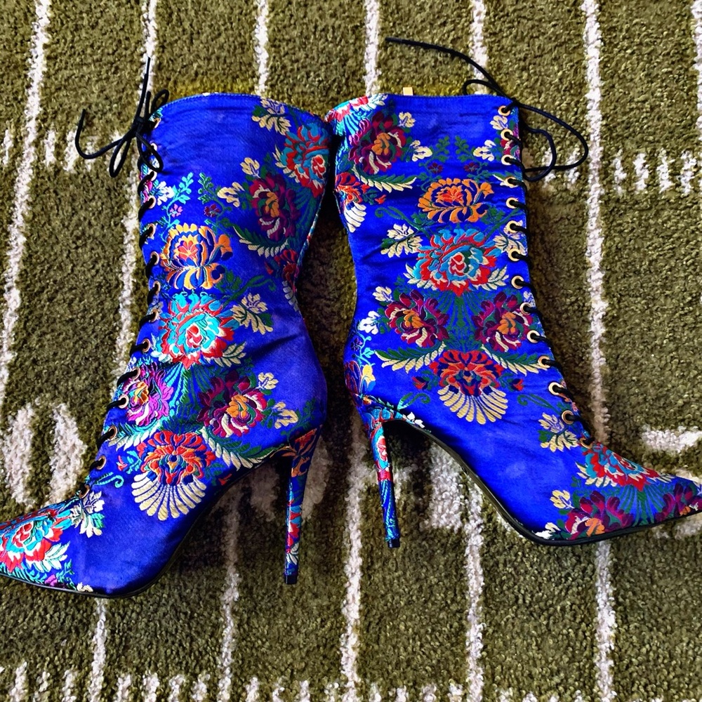 Royal Stiletto boots.